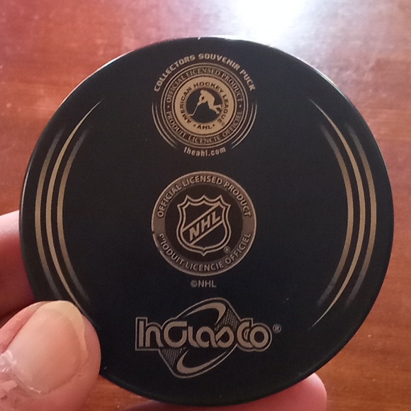 Rockford Icehogs hockey puck - Picture 2 of 4